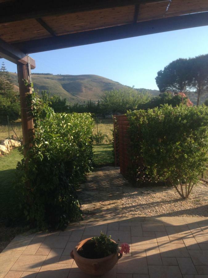 Lovely Cottage Castellammare del Golfo Exterior photo